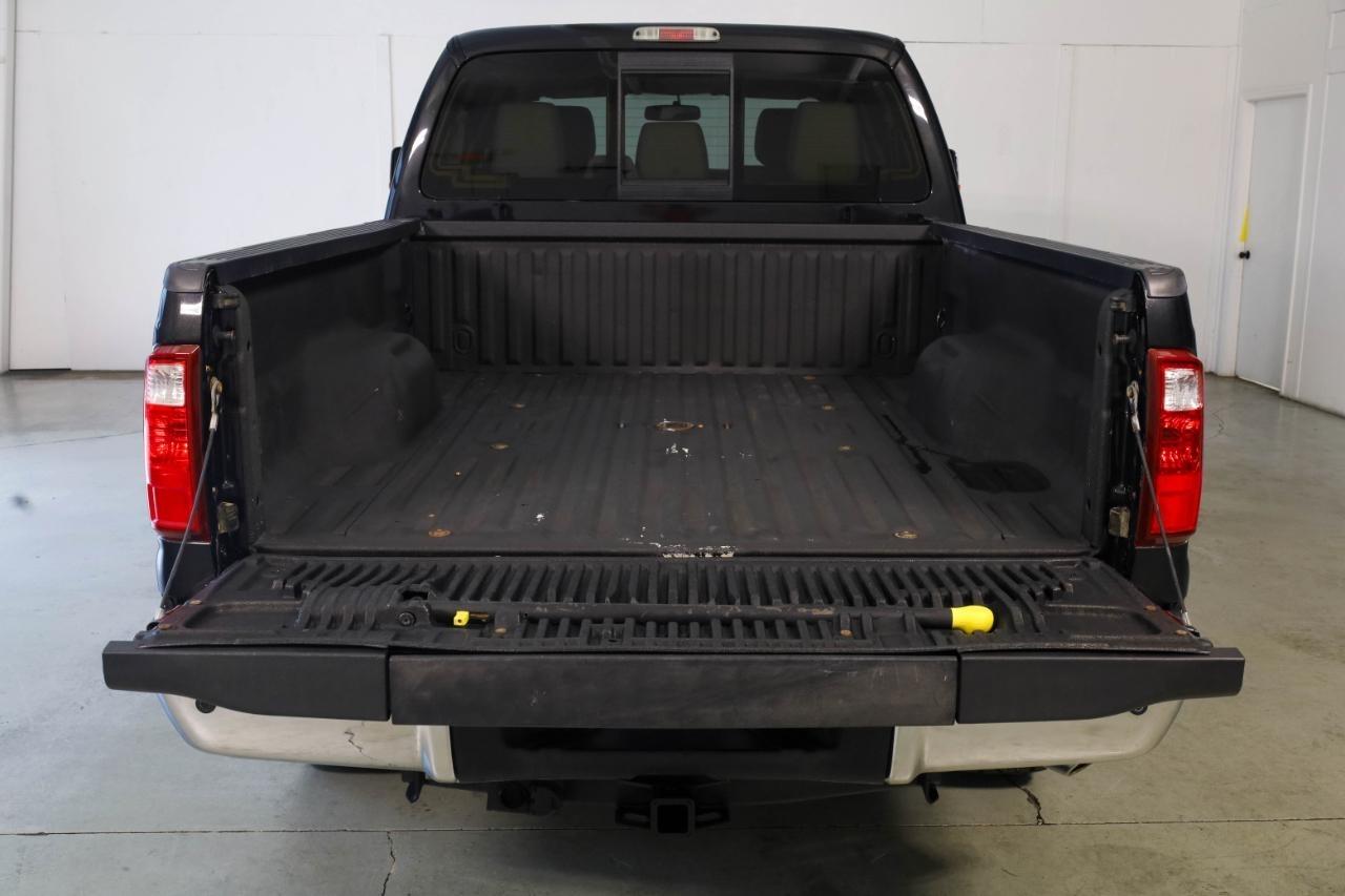 Ford Super Duty F-250 SRW 4WD Crew Cab 172" Platinum 2015