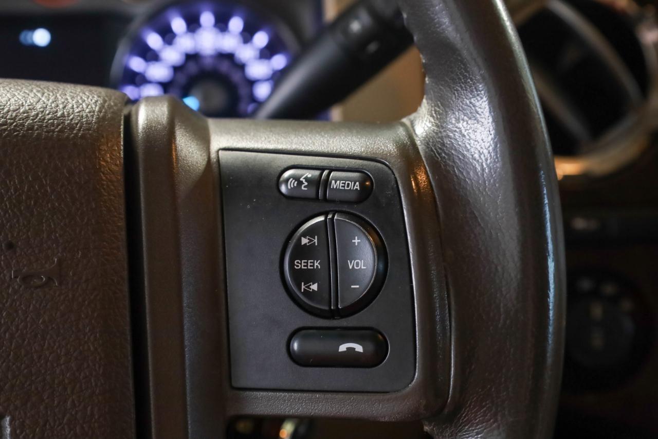 Ford Super Duty F-250 SRW 4WD Crew Cab 172" Platinum 2015