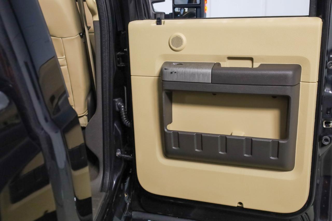 Ford Super Duty F-250 SRW 4WD Crew Cab 172" Platinum 2015