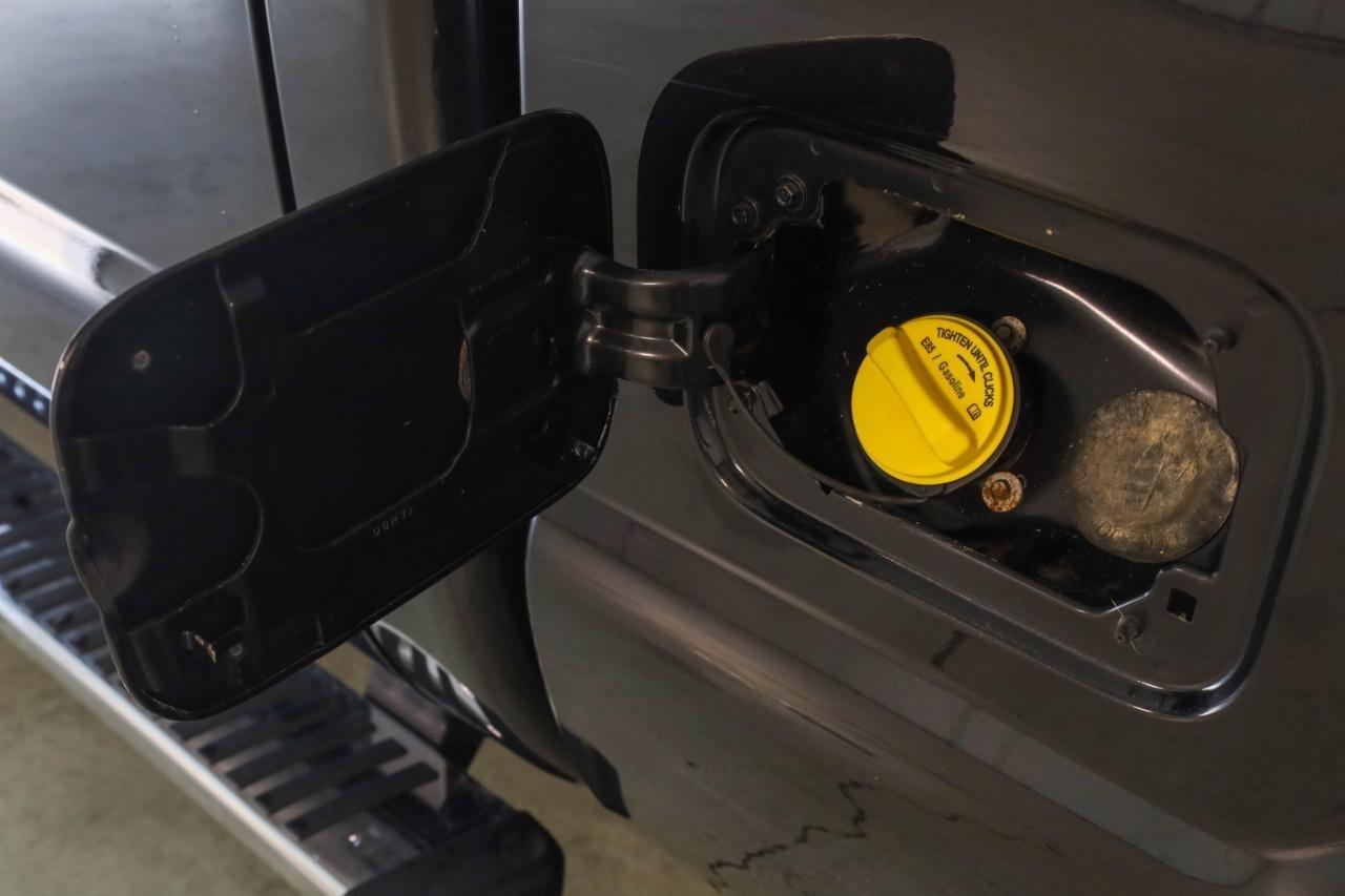 Ford Super Duty F-250 SRW 4WD Crew Cab 172" Platinum 2015