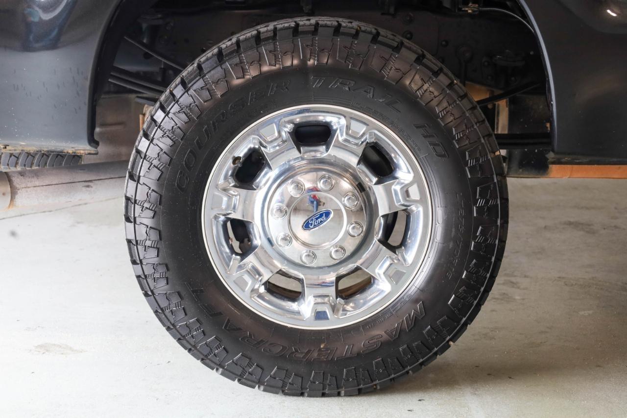 Ford Super Duty F-250 SRW 4WD Crew Cab 172" Platinum 2015