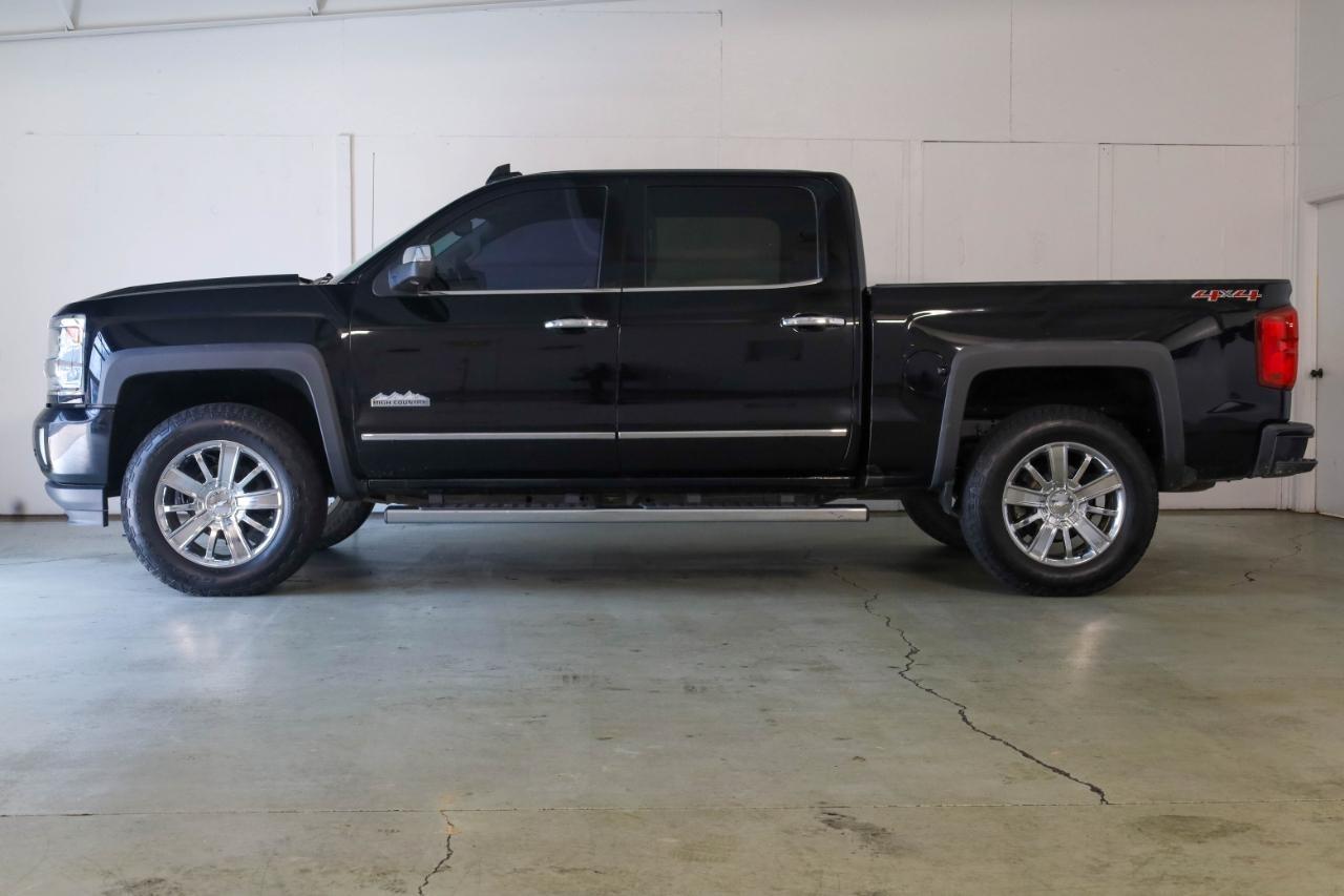 Chevrolet Silverado 1500 4WD Crew Cab 143.5" High Country 2017
