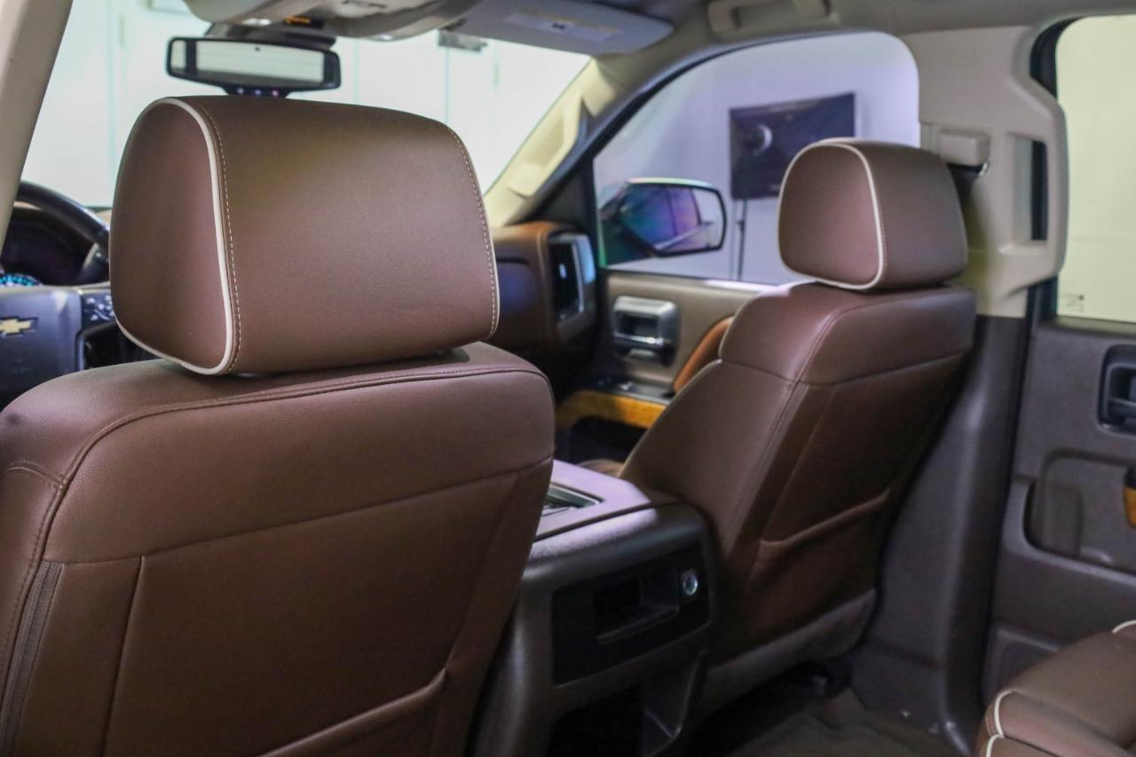 Chevrolet Silverado 1500 4WD Crew Cab 143.5" High Country 2017