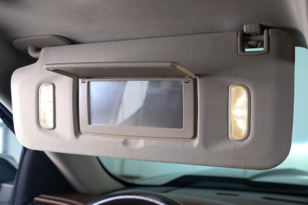 Chevrolet Silverado 1500 4WD Crew Cab 143.5" High Country 2017