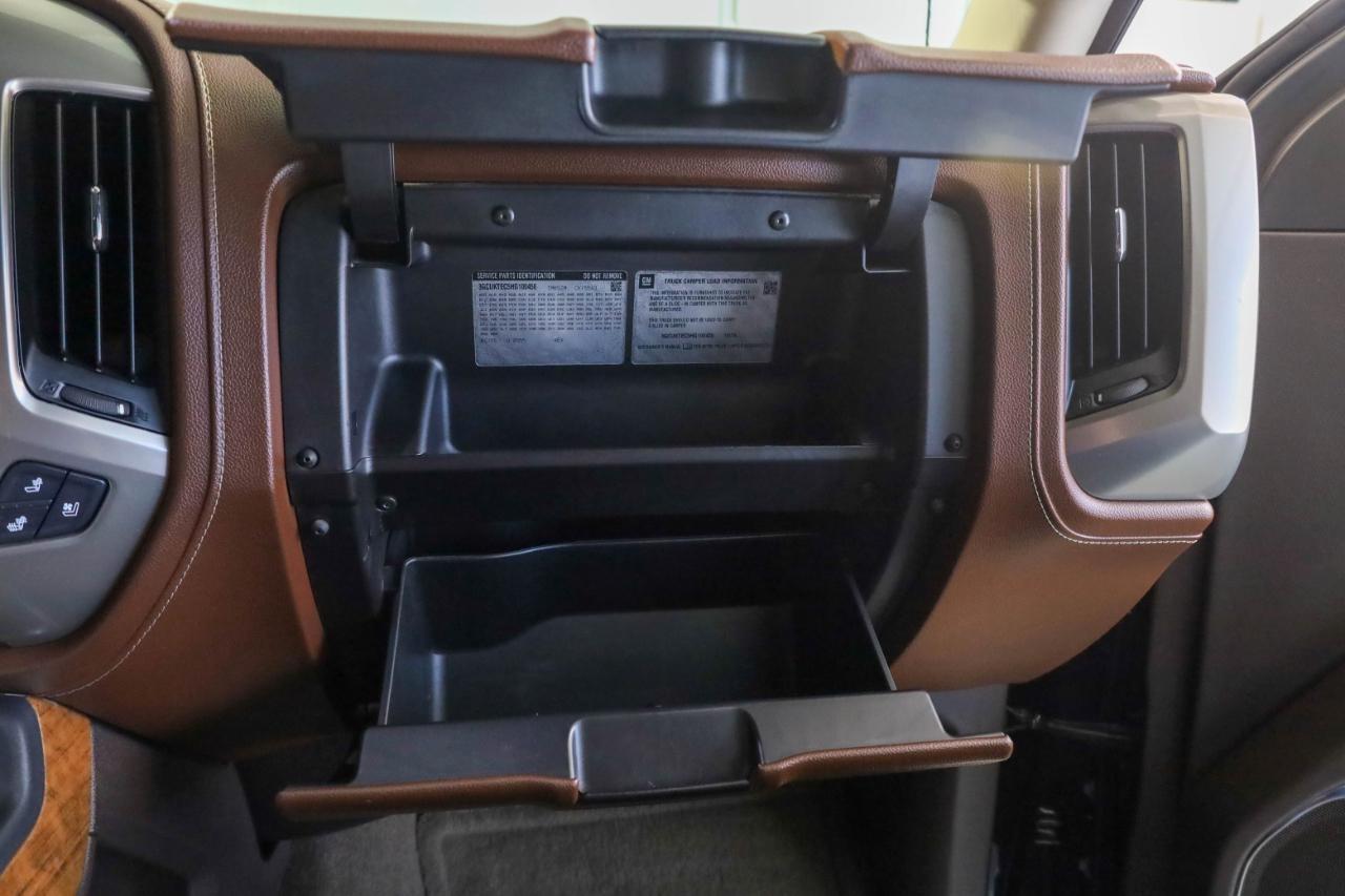 Chevrolet Silverado 1500 4WD Crew Cab 143.5" High Country 2017