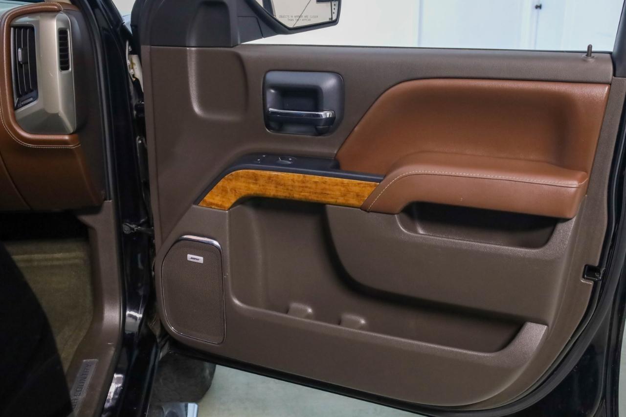 Chevrolet Silverado 1500 4WD Crew Cab 143.5" High Country 2017