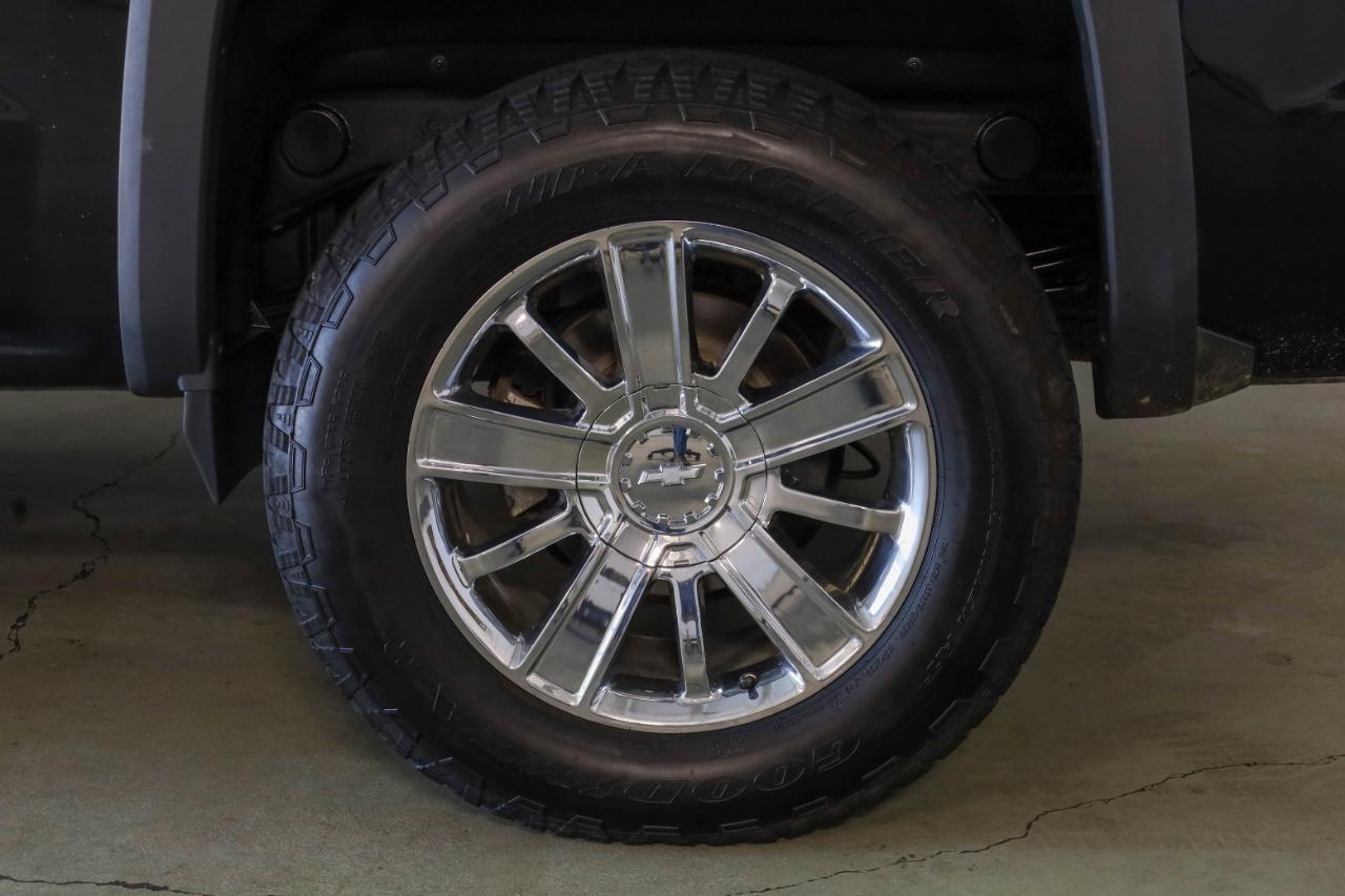 Chevrolet Silverado 1500 4WD Crew Cab 143.5" High Country 2017