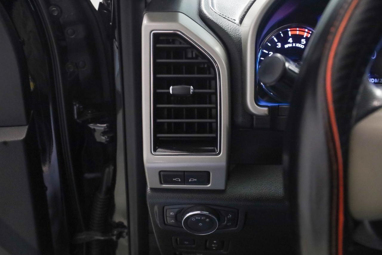 Ford Super Duty F-350 SRW King Ranch 4WD Crew Cab 8' Box 2019
