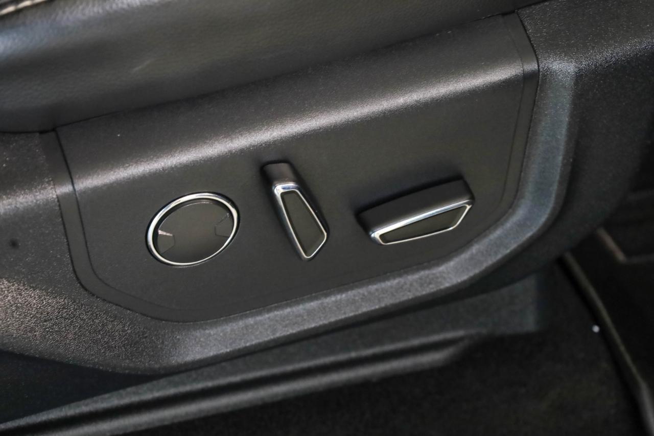 Ford Super Duty F-350 SRW King Ranch 4WD Crew Cab 8' Box 2019