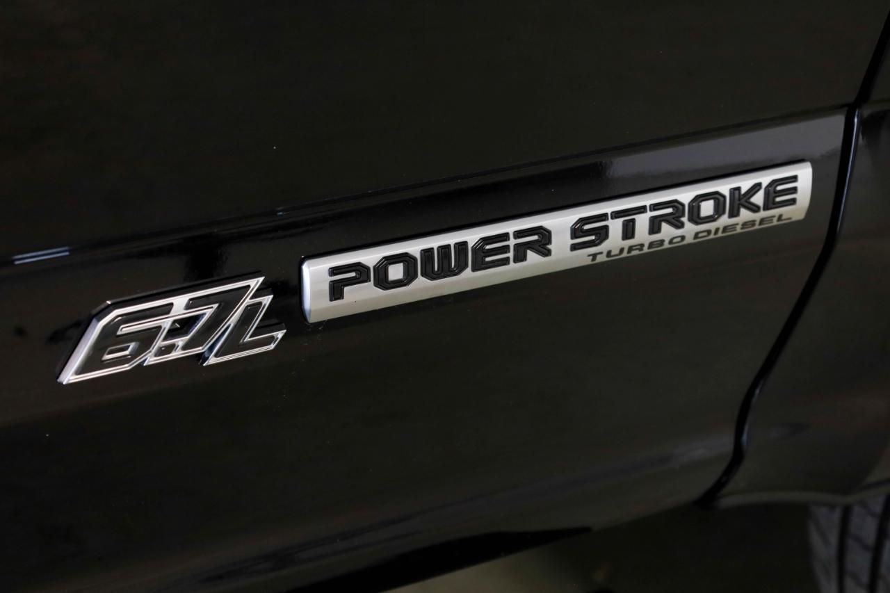 Ford Super Duty F-350 SRW King Ranch 4WD Crew Cab 8' Box 2019