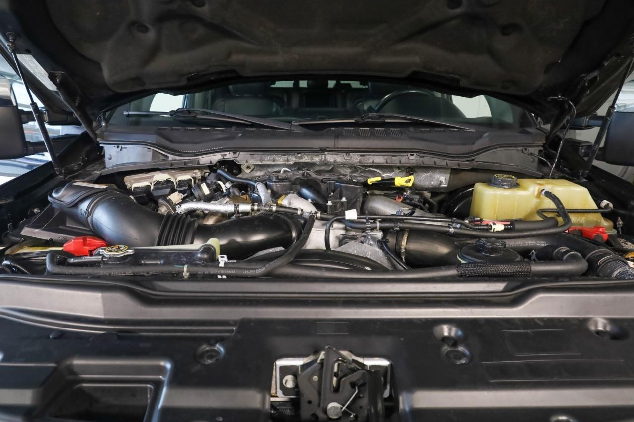 Ford Super Duty F-350 SRW King Ranch 4WD Crew Cab 8' Box 2019