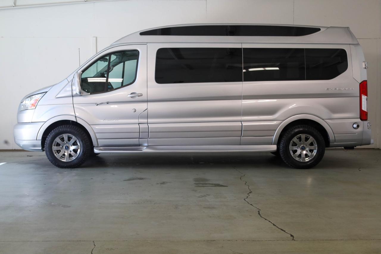 Ford Transit Van T-150 148" Low Rf 8600 GVWR Swing-Out RH Dr 2017