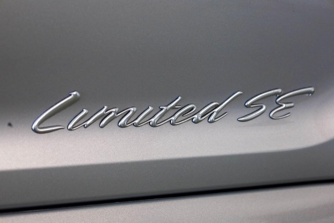 Ford Transit Van T-150 148" Low Rf 8600 GVWR Swing-Out RH Dr 2017