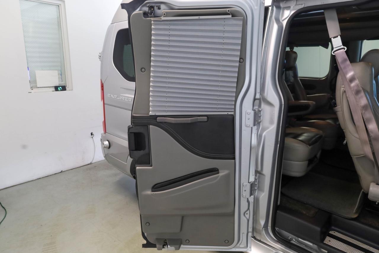 Ford Transit Van T-150 148" Low Rf 8600 GVWR Swing-Out RH Dr 2017