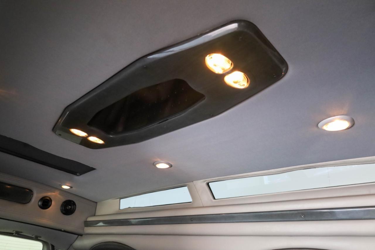 Ford Transit Van T-150 148" Low Rf 8600 GVWR Swing-Out RH Dr 2017