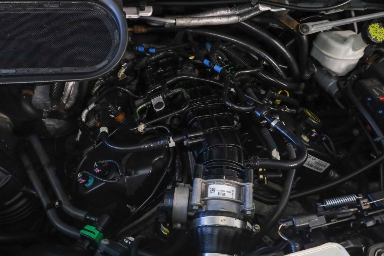 Ford Transit Van T-150 148" Low Rf 8600 GVWR Swing-Out RH Dr 2017