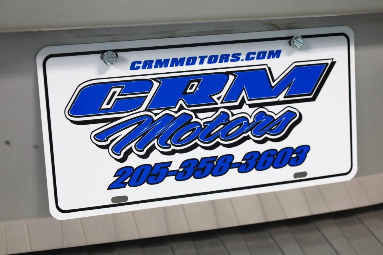 Ford Transit Van T-150 148" Low Rf 8600 GVWR Swing-Out RH Dr 2017