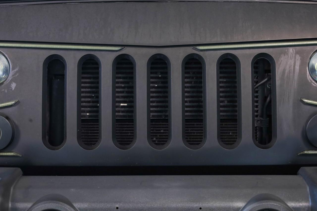 Jeep Wrangler Unlimited 4WD 4dr Rubicon 2015