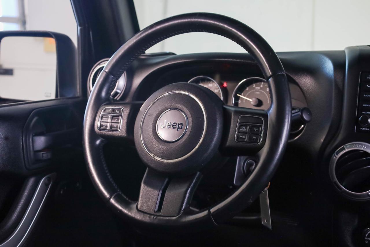 Jeep Wrangler Unlimited 4WD 4dr Rubicon 2015