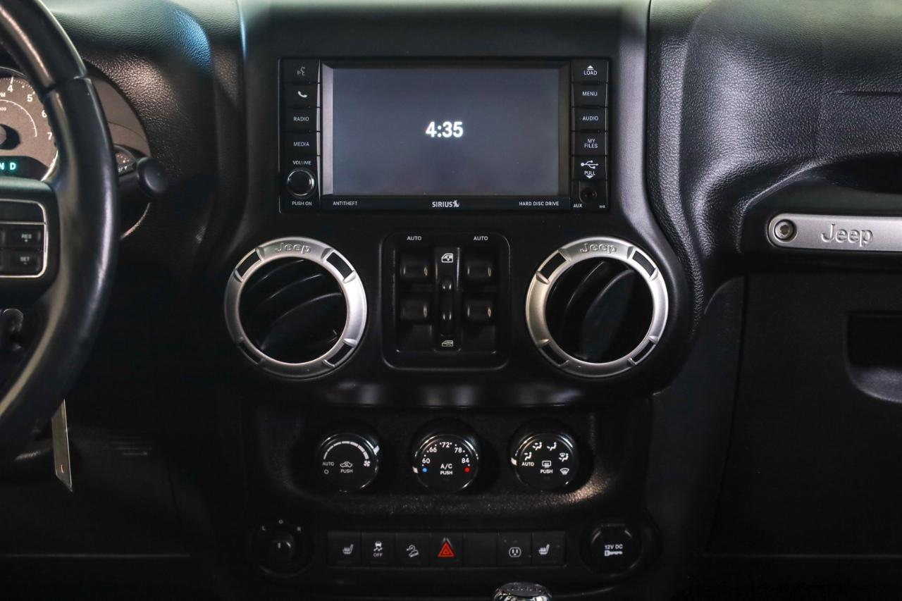 Jeep Wrangler Unlimited 4WD 4dr Rubicon 2015