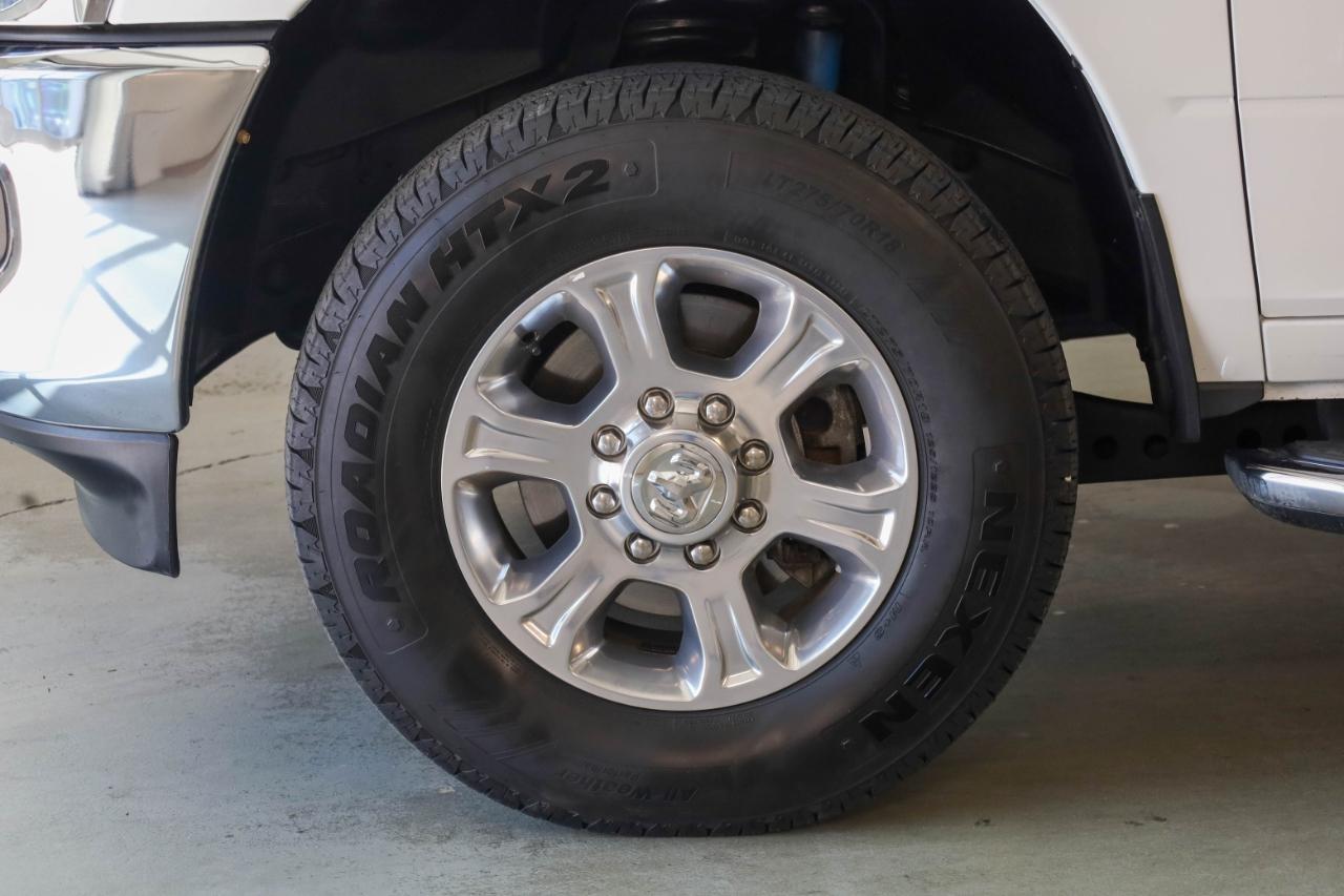 RAM 2500 Big Horn 4x4 Crew Cab 6'4" Box 2024