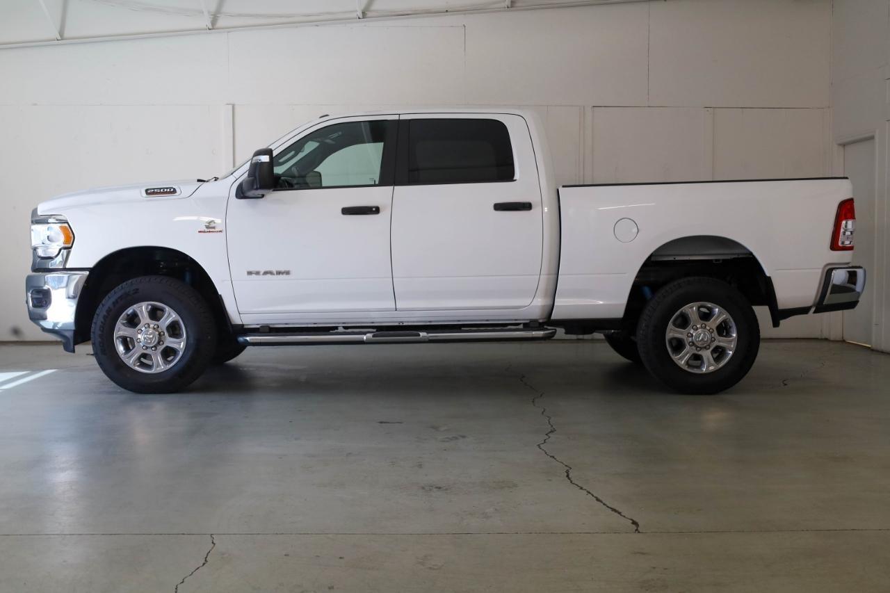 RAM 2500 Big Horn 4x4 Crew Cab 6'4" Box 2024