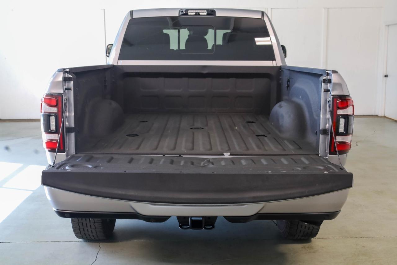 RAM 2500 Limited 4x4 Mega Cab 6'4" Box 2022