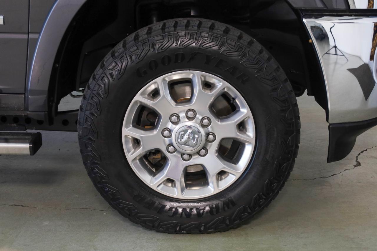 RAM 2500 Laramie 4x4 Crew Cab 6'4" Box 2020