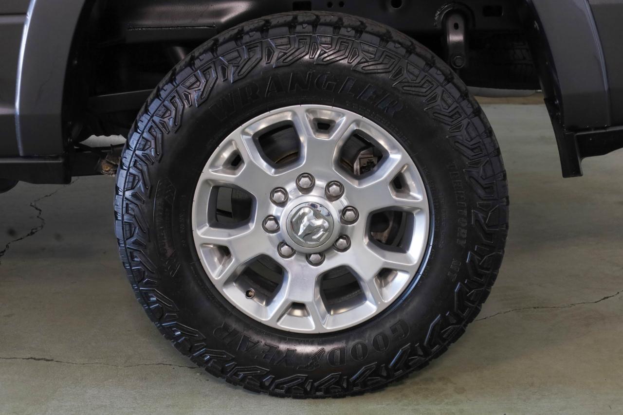 RAM 2500 Laramie 4x4 Crew Cab 6'4" Box 2020