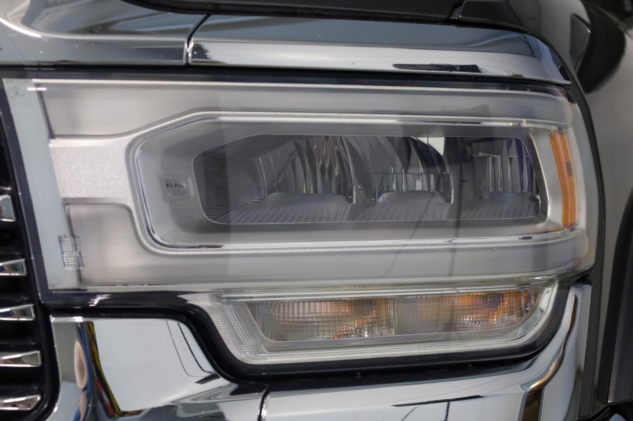 RAM 2500 Laramie 4x4 Crew Cab 6'4" Box 2020