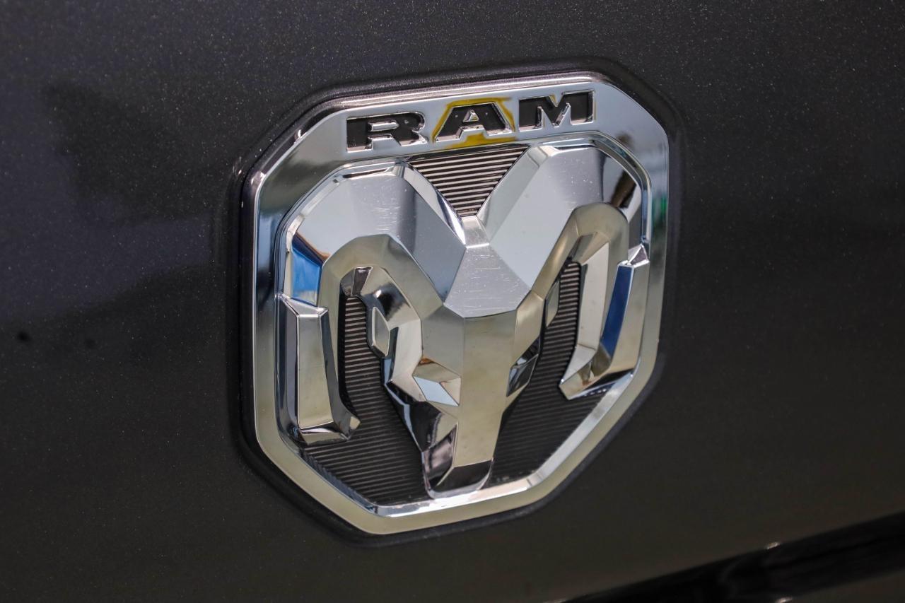 RAM 2500 Laramie 4x4 Crew Cab 6'4" Box 2020