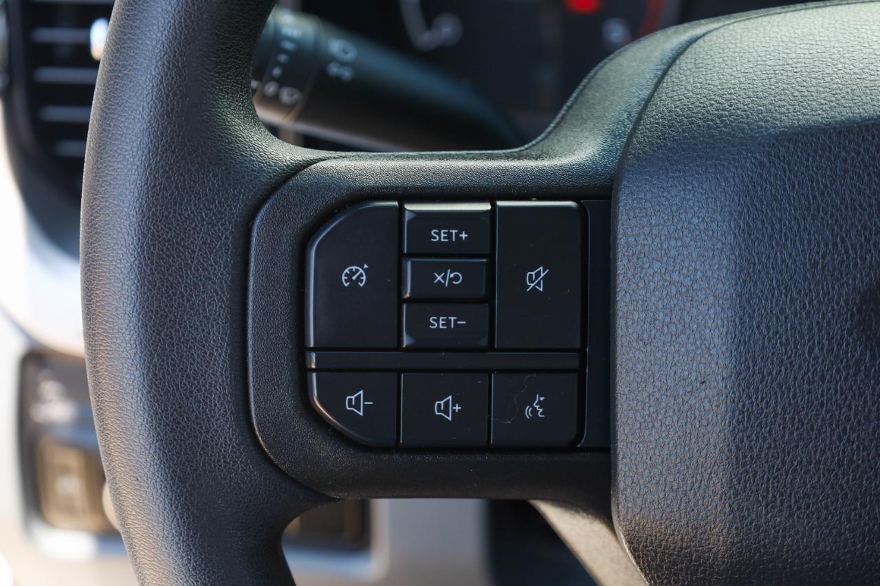 Ford Super Duty F-350 DRW King Ranch 4WD Crew Cab 8' Box 2025