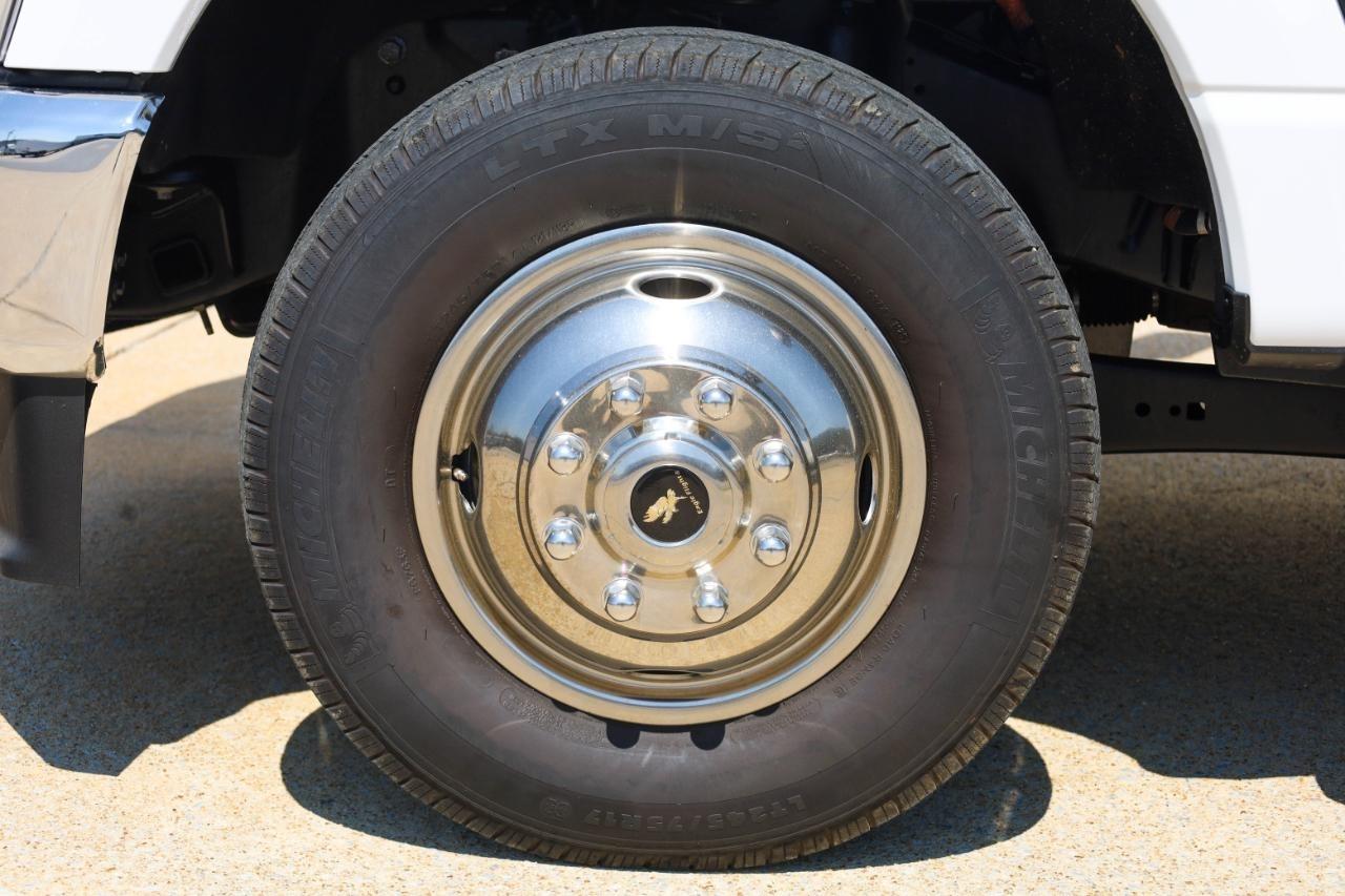 Ford Super Duty F-350 DRW King Ranch 4WD Crew Cab 8' Box 2025
