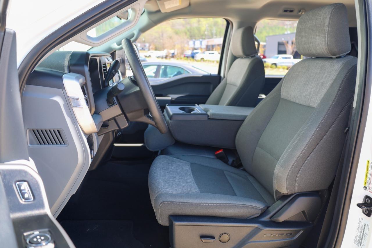 Ford Super Duty F-350 DRW King Ranch 4WD Crew Cab 8' Box 2025