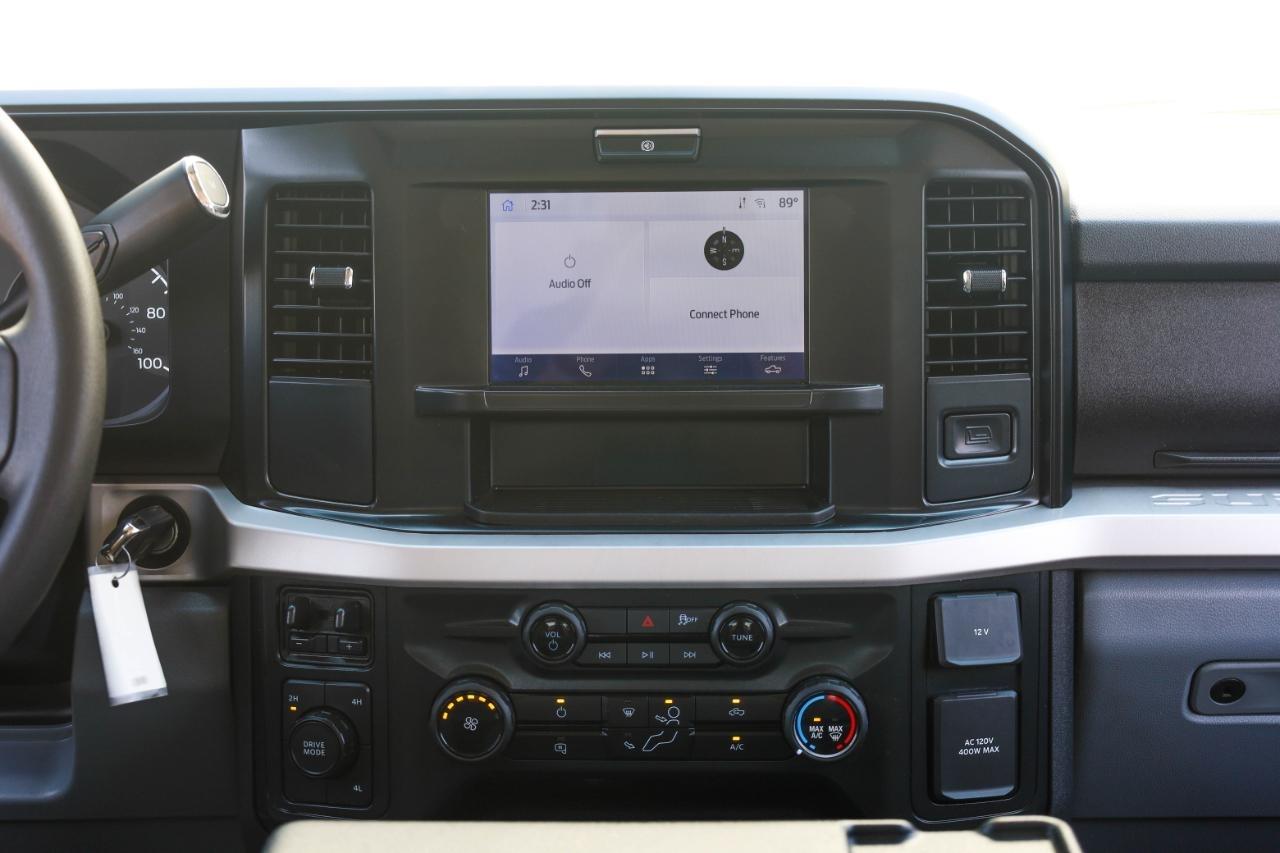 Ford Super Duty F-350 DRW King Ranch 4WD Crew Cab 8' Box 2025