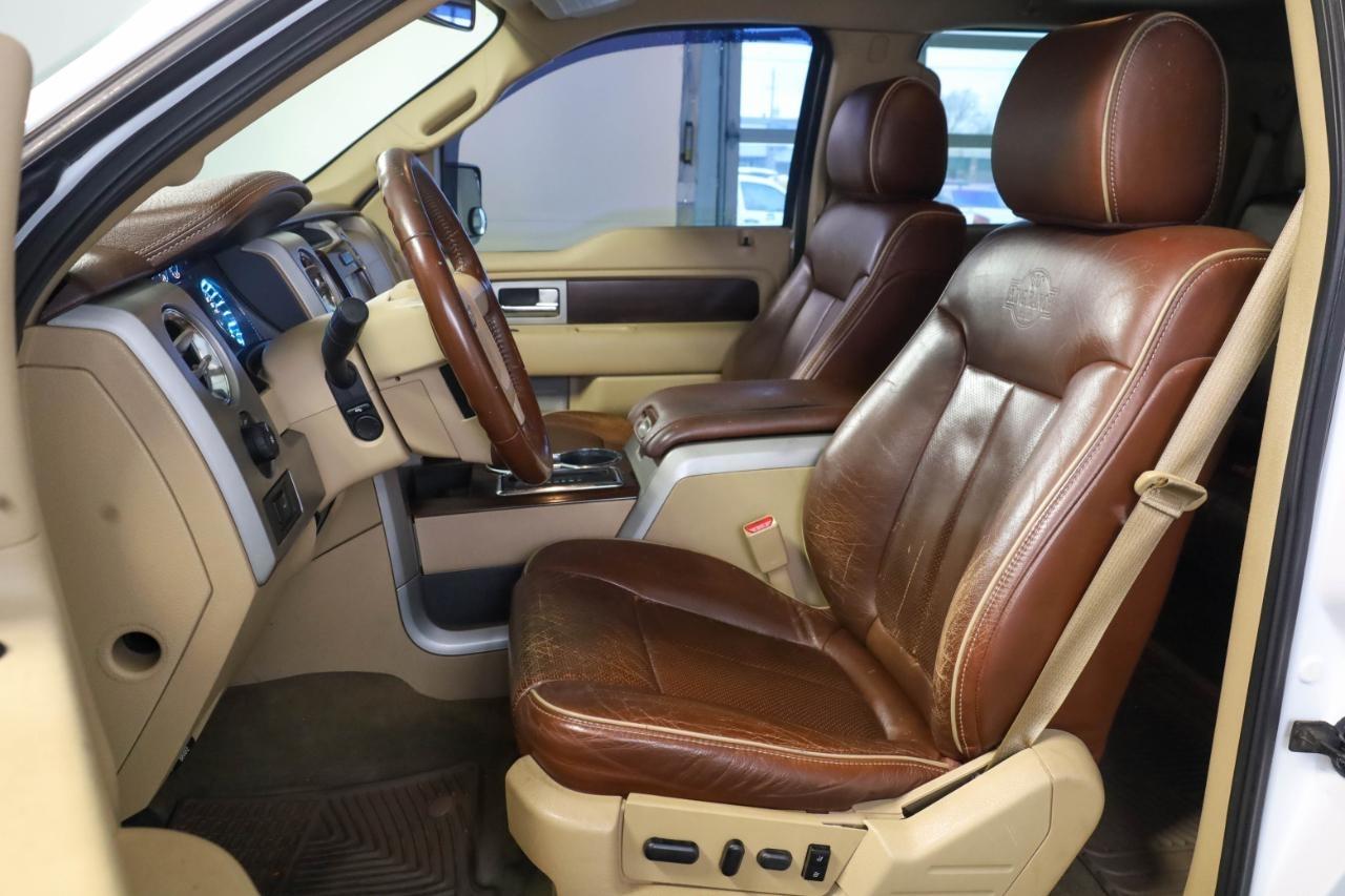 Ford F-150 4WD SuperCrew 145" Platinum 2012