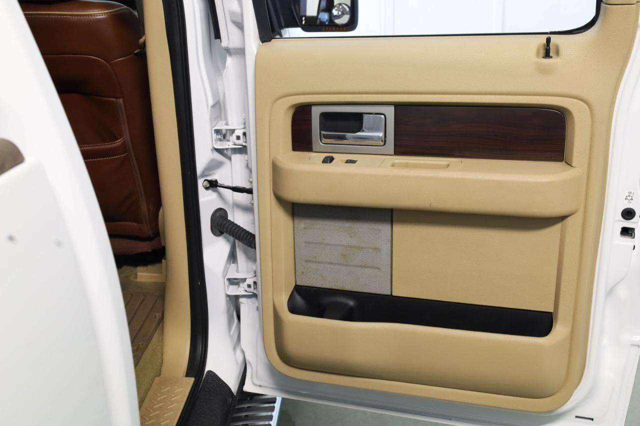 Ford F-150 4WD SuperCrew 145" Platinum 2012