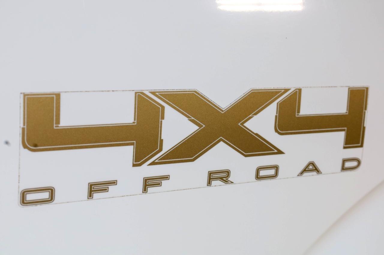 Ford F-150 4WD SuperCrew 145" Platinum 2012