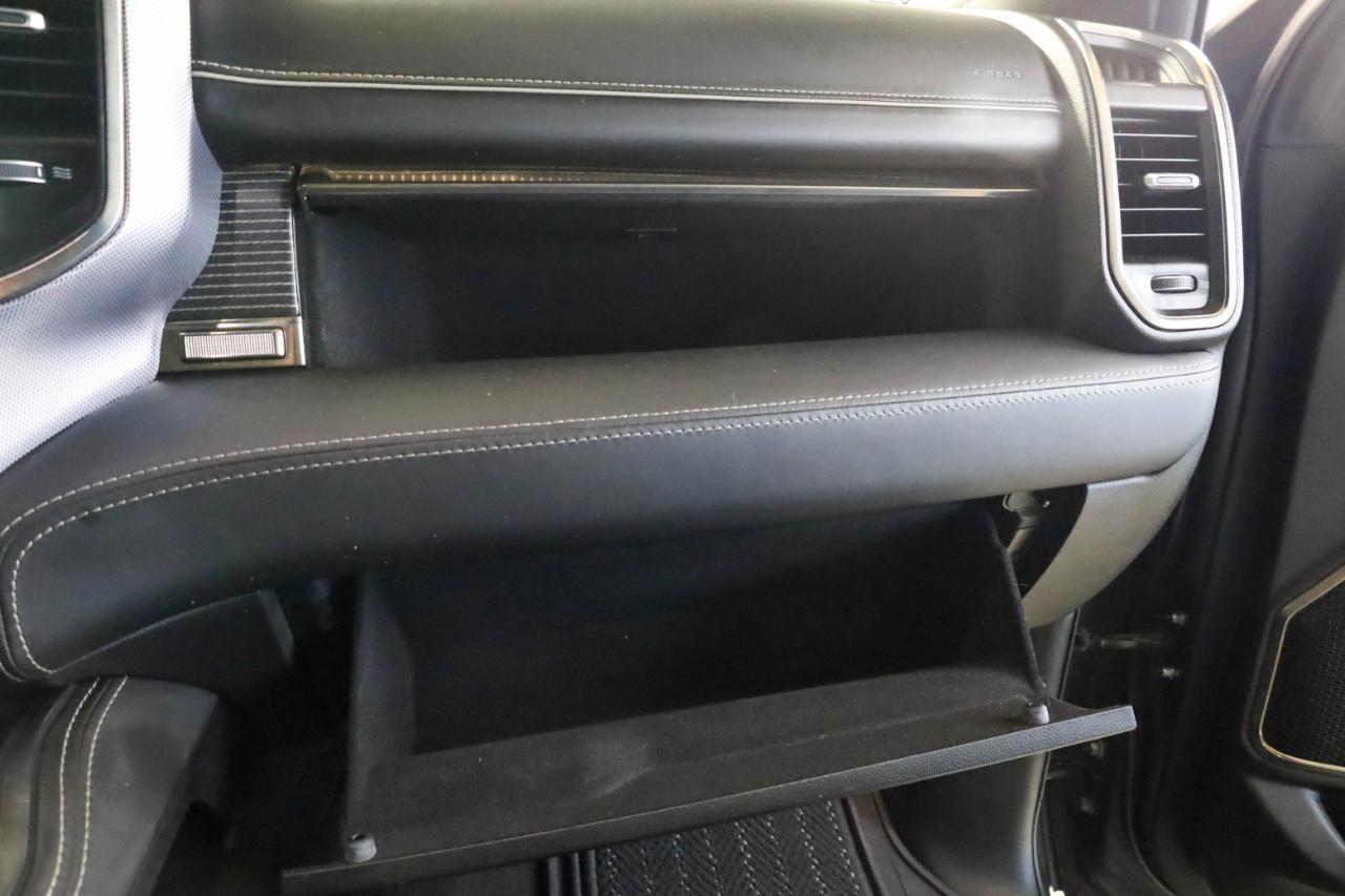 RAM 1500 Limited 4x2 Crew Cab 5'7" Box 2020