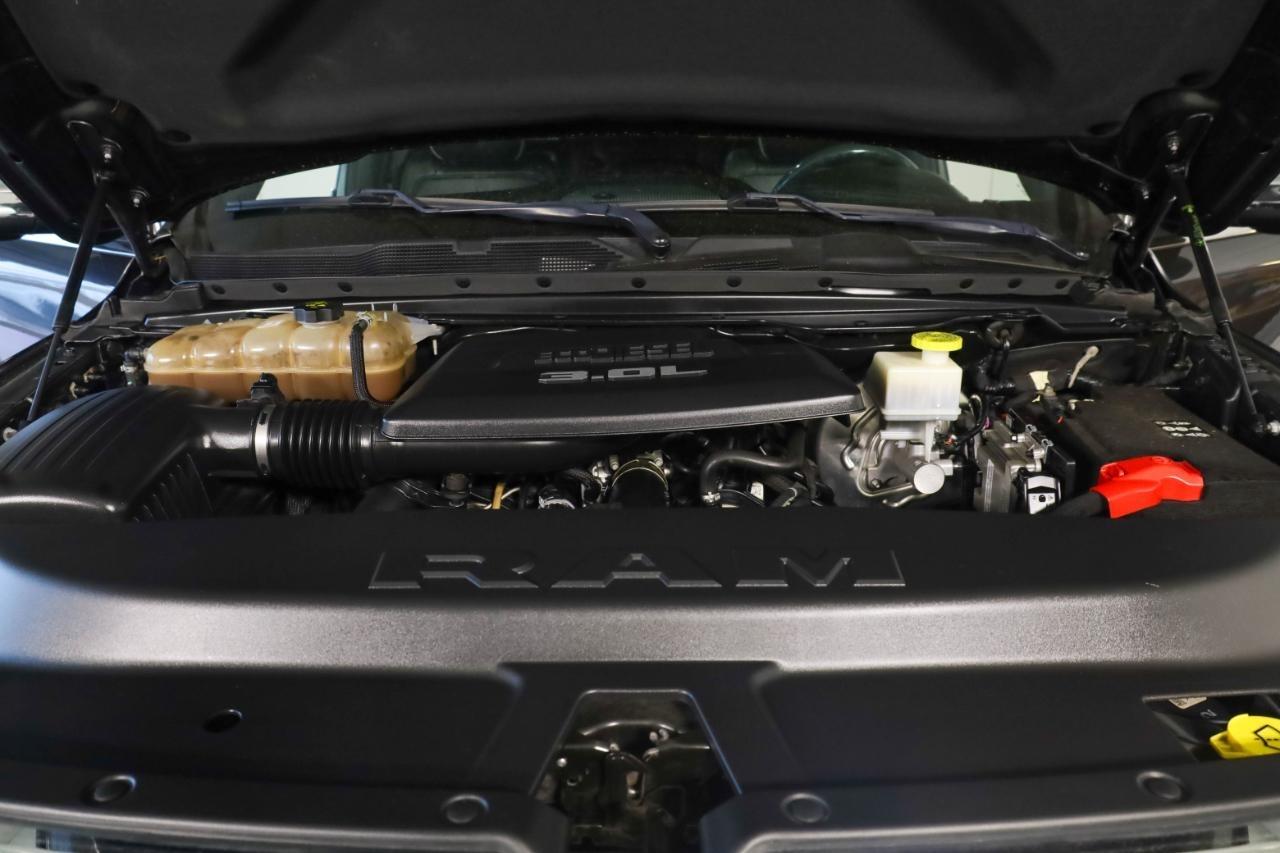 RAM 1500 Limited 4x2 Crew Cab 5'7" Box 2020