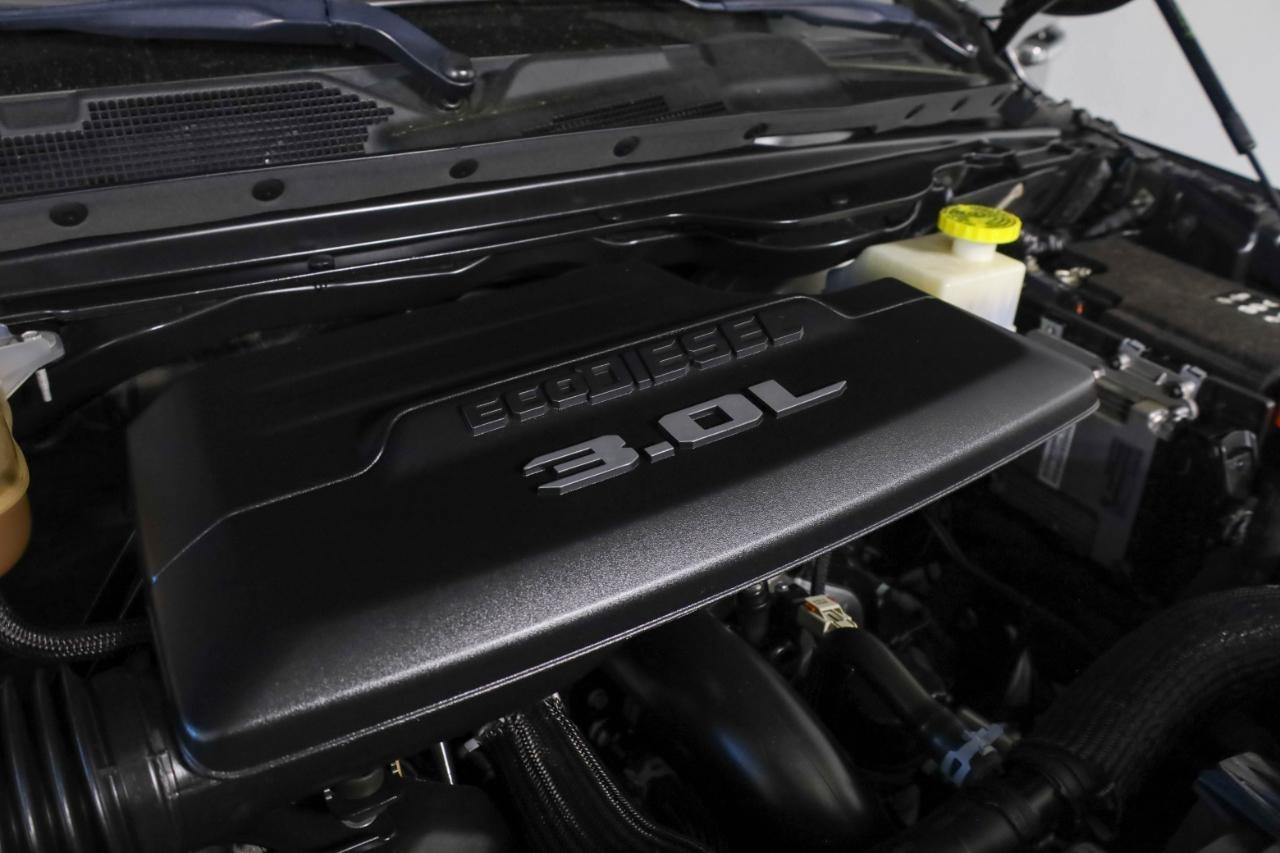 RAM 1500 Limited 4x2 Crew Cab 5'7" Box 2020