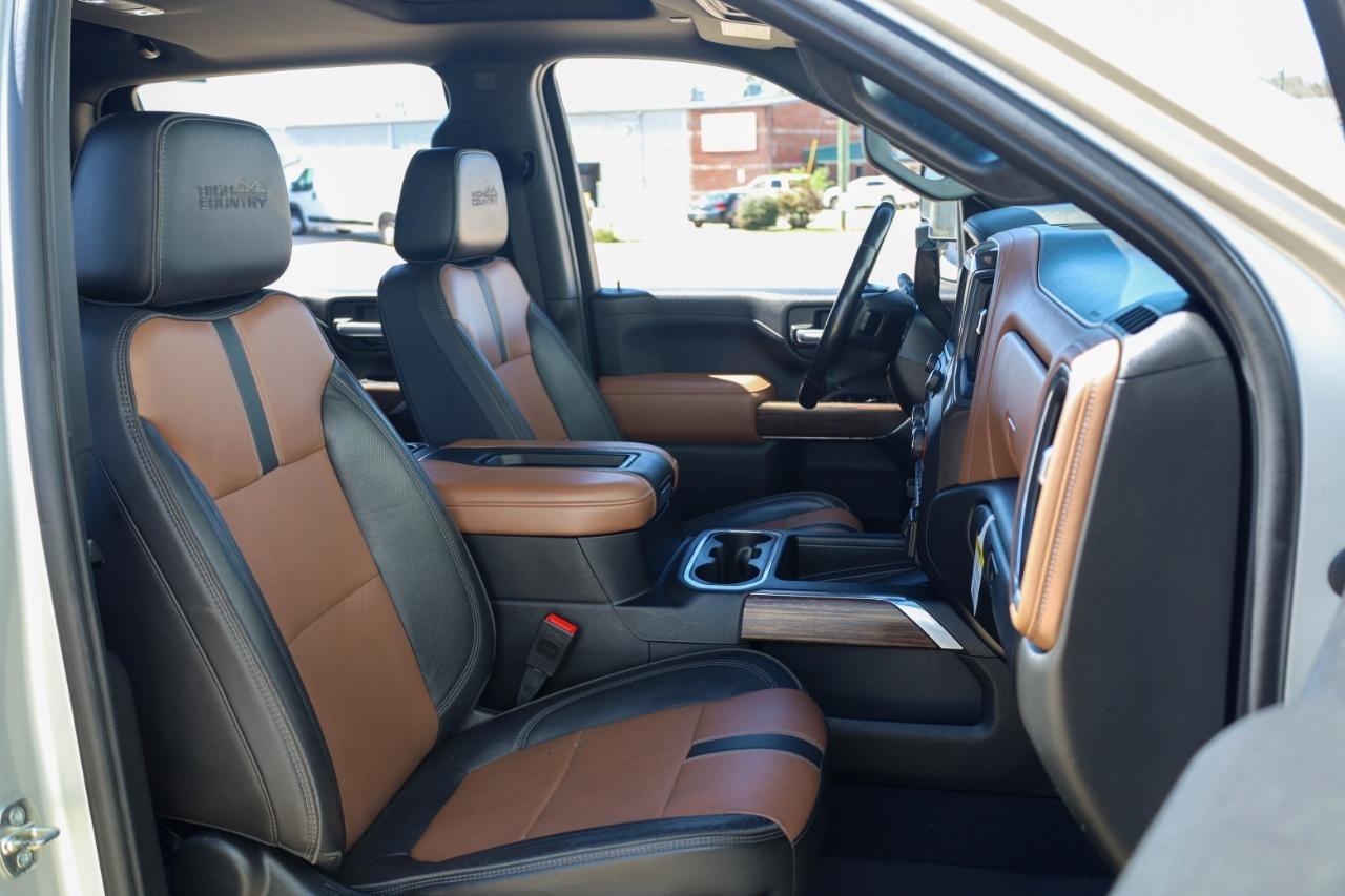 Chevrolet Silverado 3500HD 4WD Crew Cab 172" High Country 2020