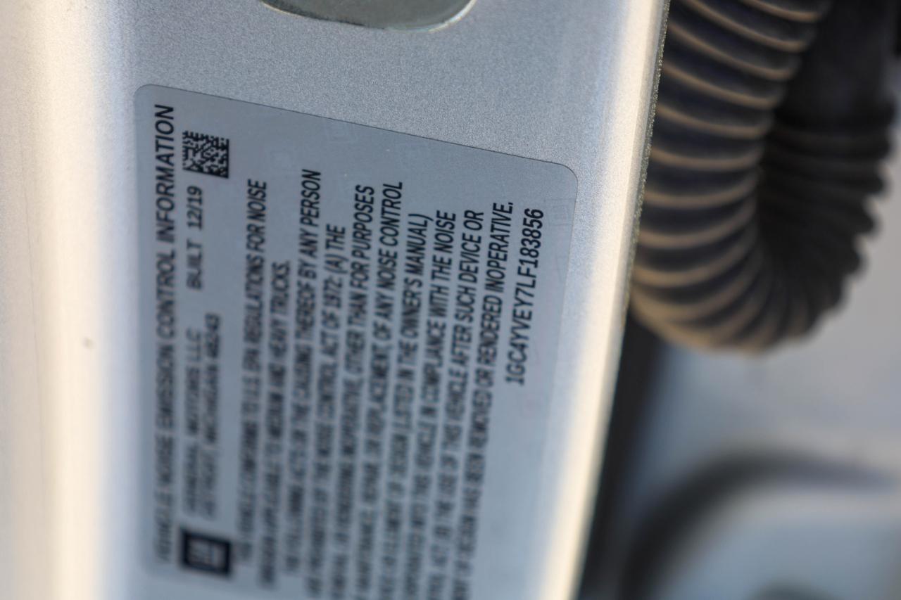 Chevrolet Silverado 3500HD 4WD Crew Cab 172" High Country 2020