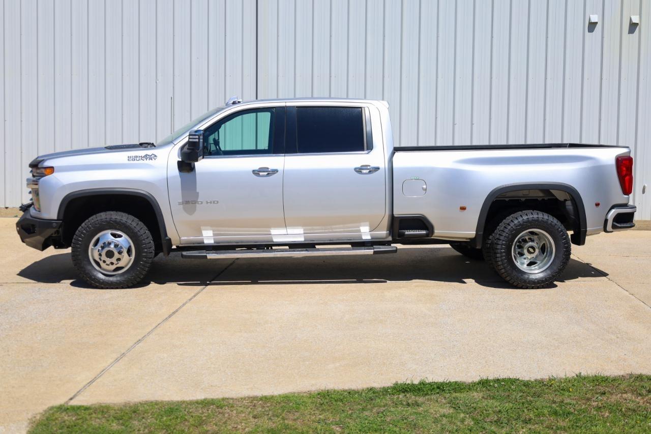 Chevrolet Silverado 3500HD 4WD Crew Cab 172" High Country 2020