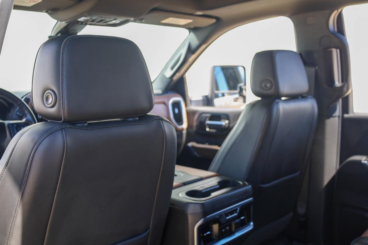 Chevrolet Silverado 3500HD 4WD Crew Cab 172" High Country 2020