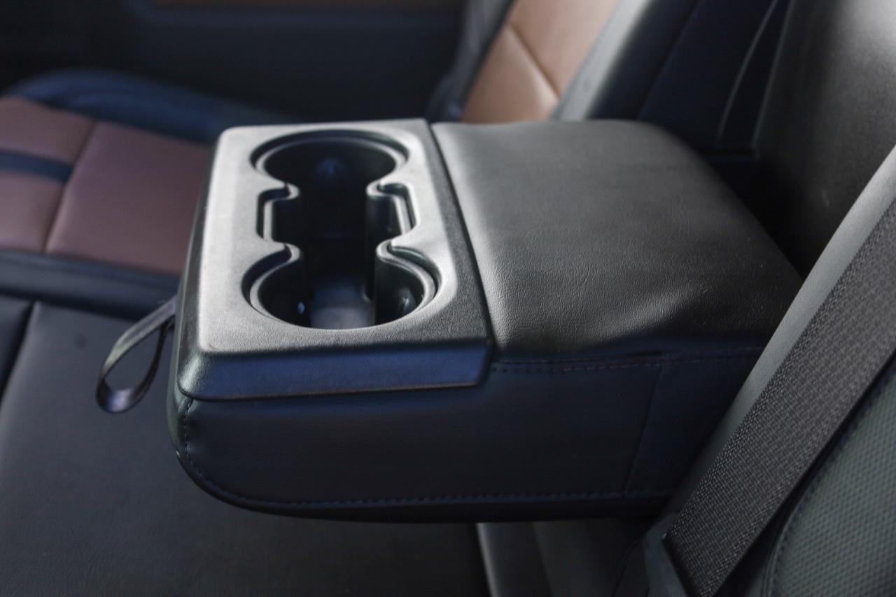 Chevrolet Silverado 3500HD 4WD Crew Cab 172" High Country 2020