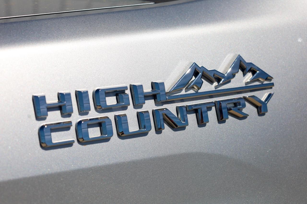 Chevrolet Silverado 3500HD 4WD Crew Cab 172" High Country 2020