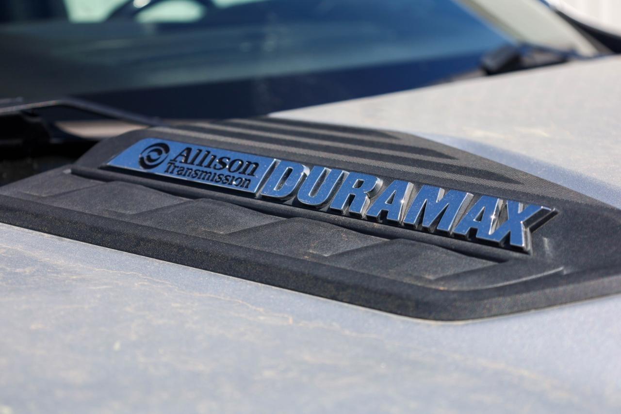 Chevrolet Silverado 3500HD 4WD Crew Cab 172" High Country 2020