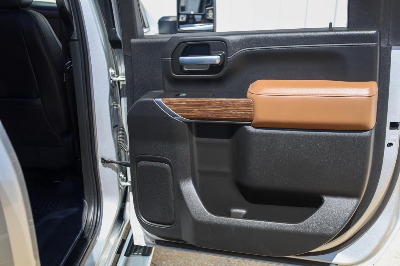 Chevrolet Silverado 3500HD 4WD Crew Cab 172" High Country 2020