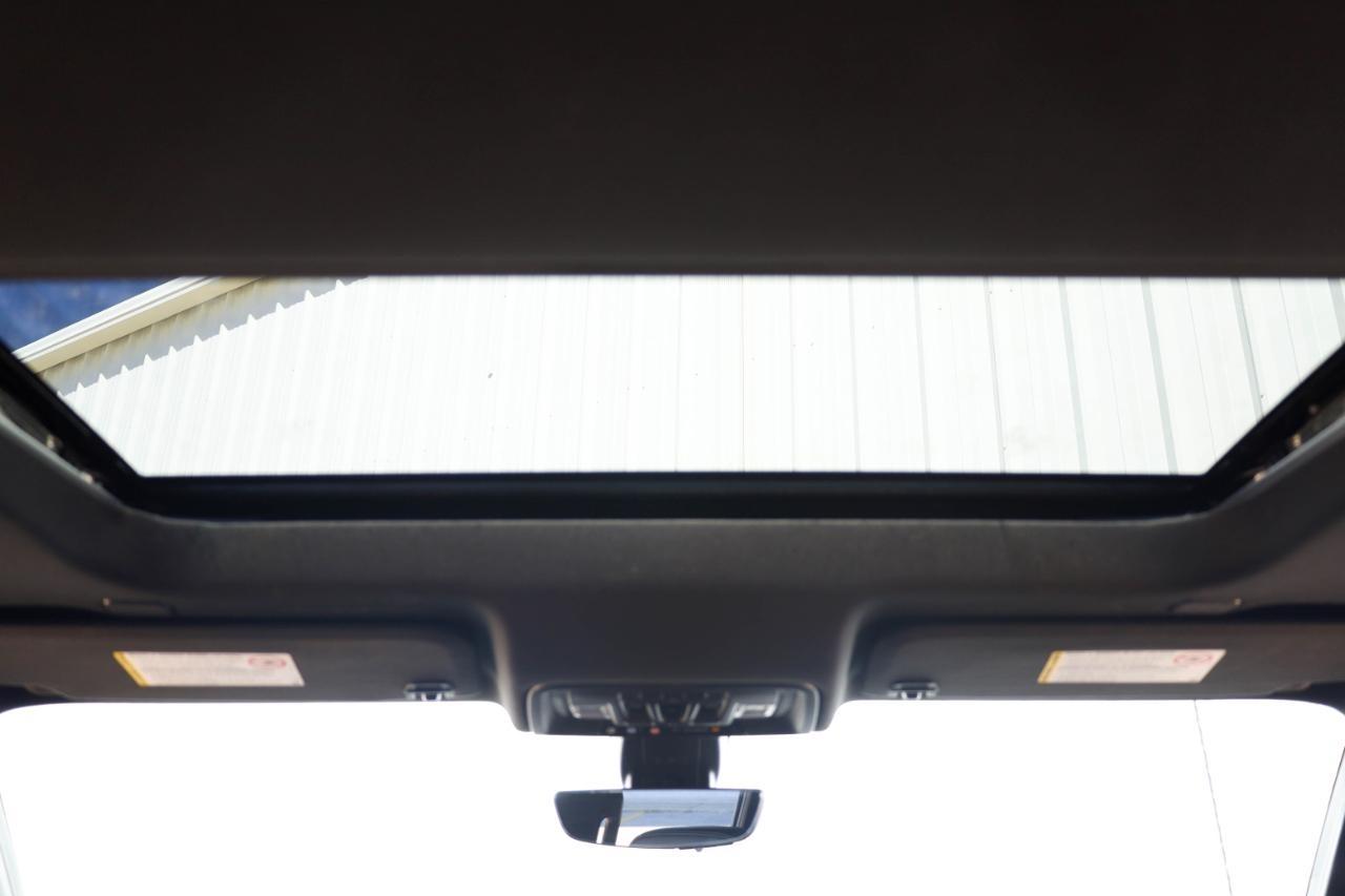 Chevrolet Silverado 3500HD 4WD Crew Cab 172" High Country 2020